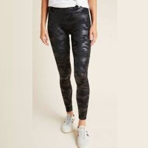 Spanx Faux Leather Women's Black Camouflage Leggings